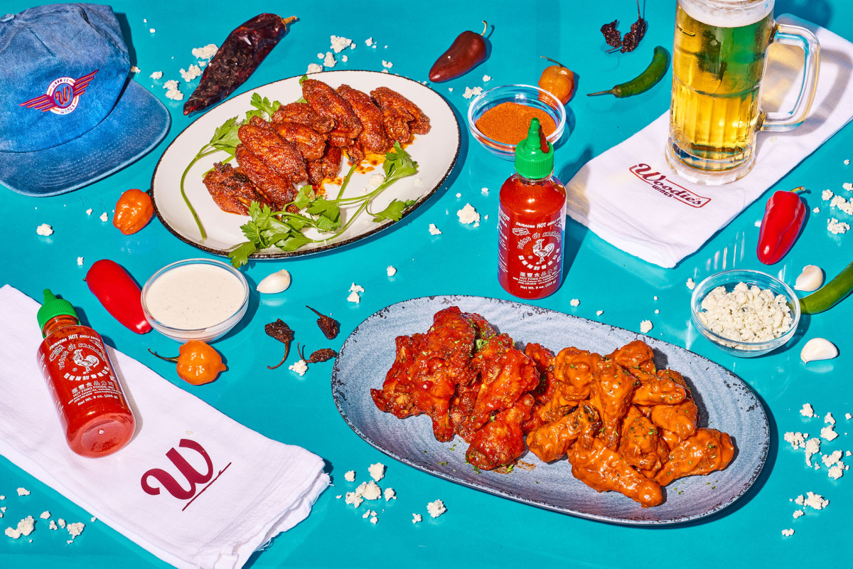 Woodie's Flat award winning wings!