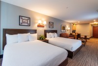 Deluxe Traditional Suite