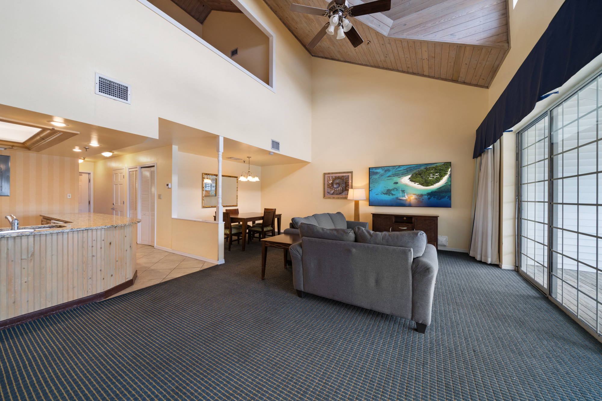 One bedroom Suite- King bed