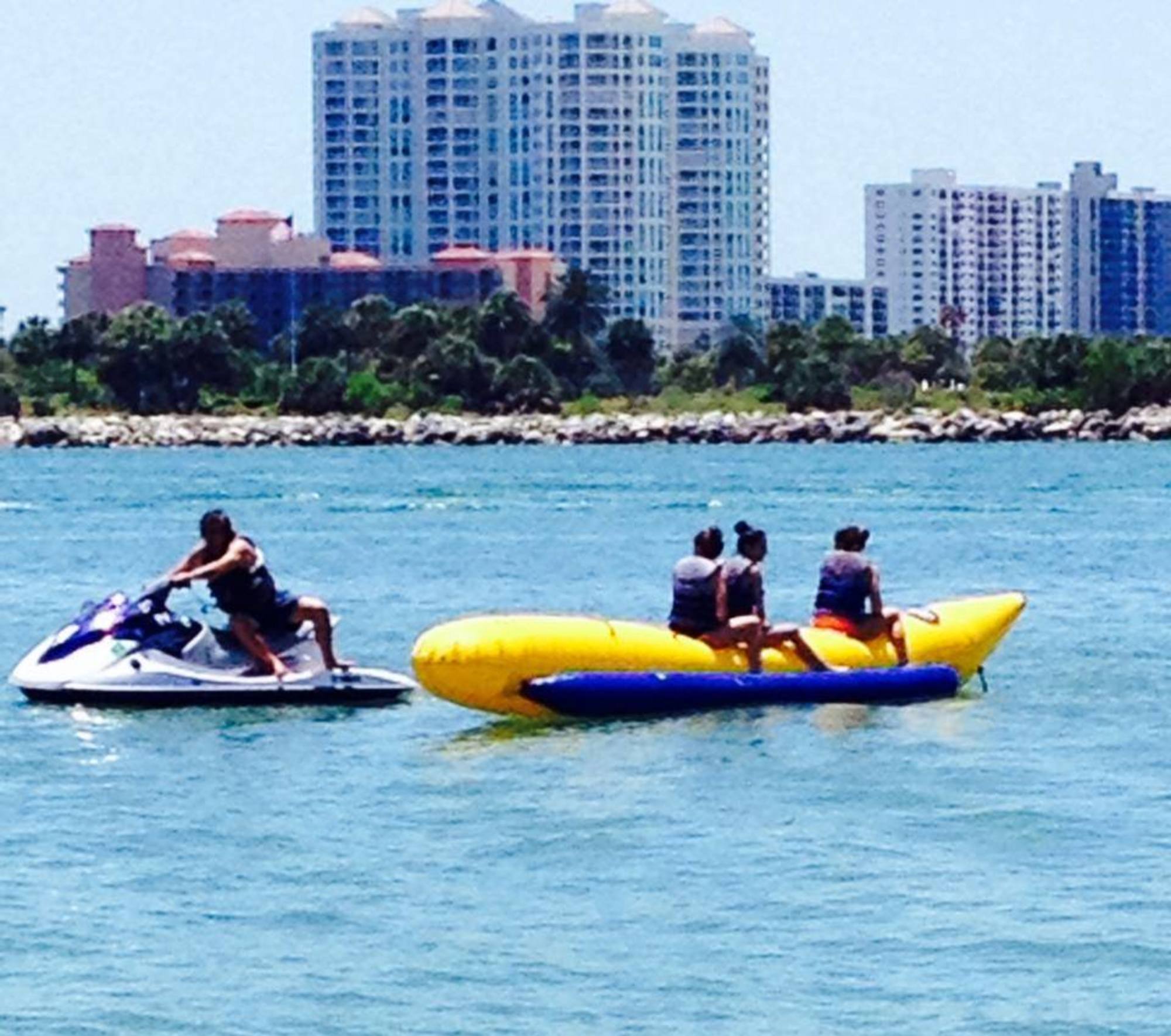 Makin Waves Jetski and Beach Rentals