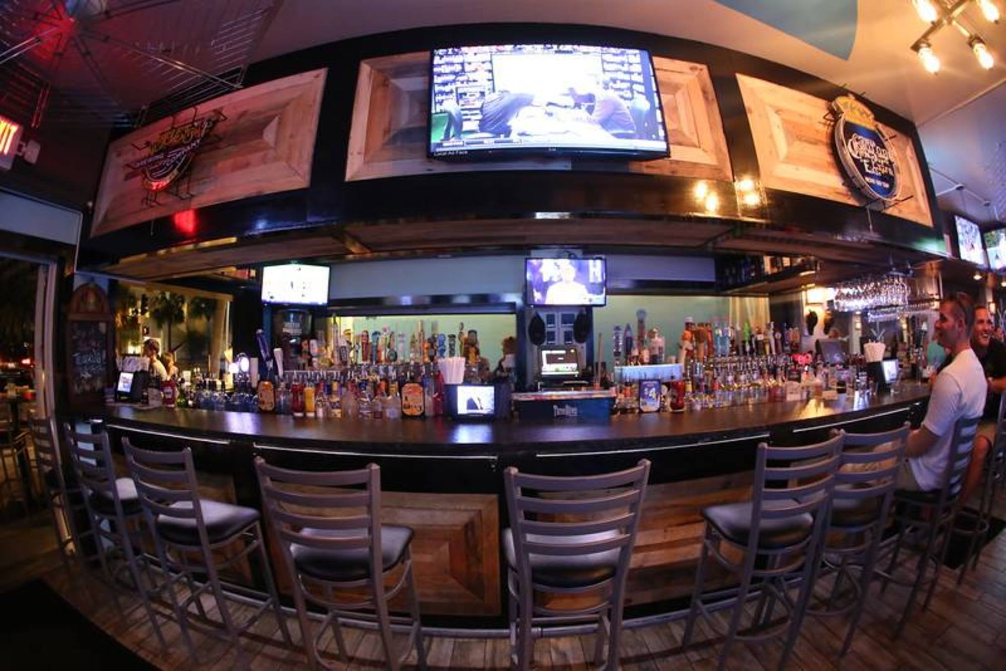 Surfside Taphouse