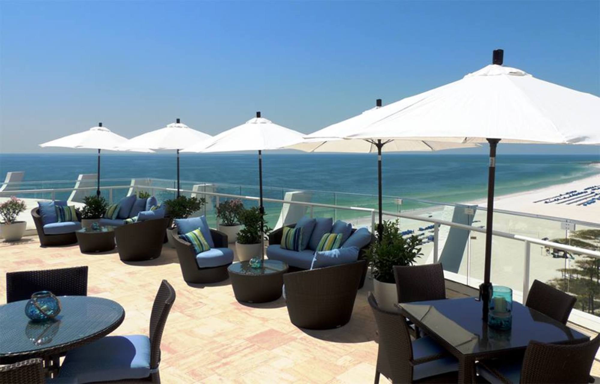 Level 11 Rooftop Lounge