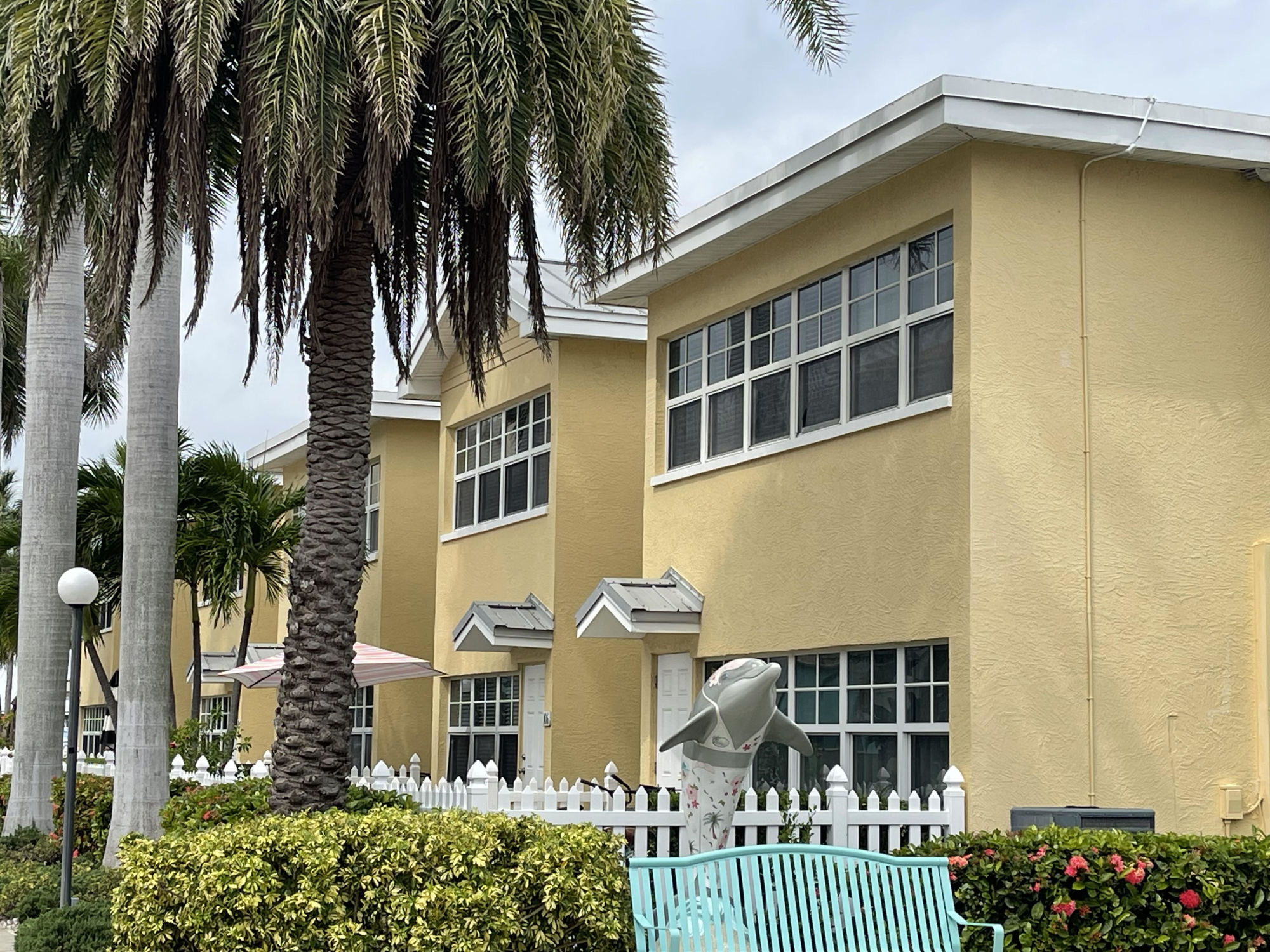 Outside view of Barefoot Beach Resort