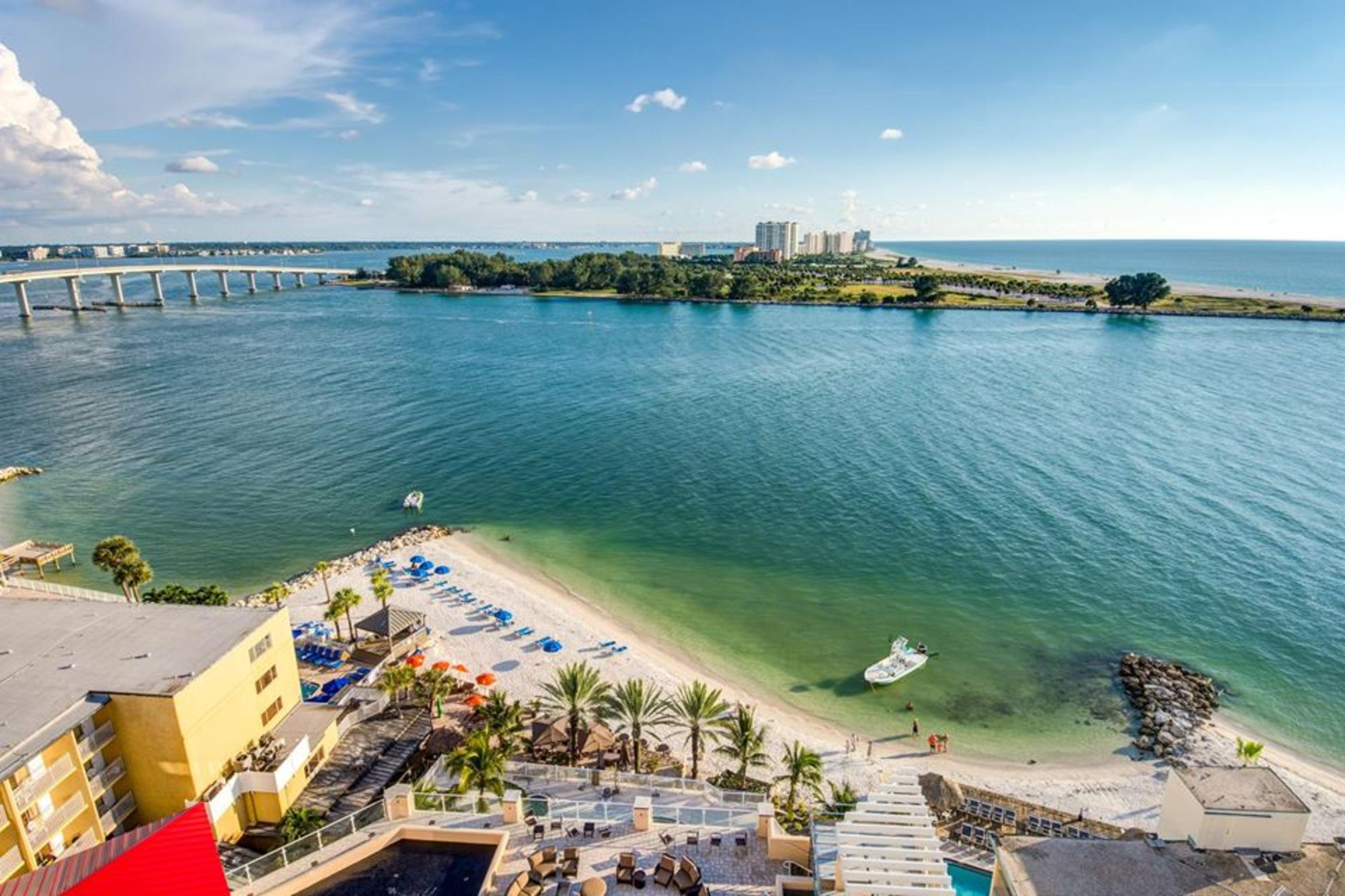 Hampton Inn & Suites Clearwater Beach