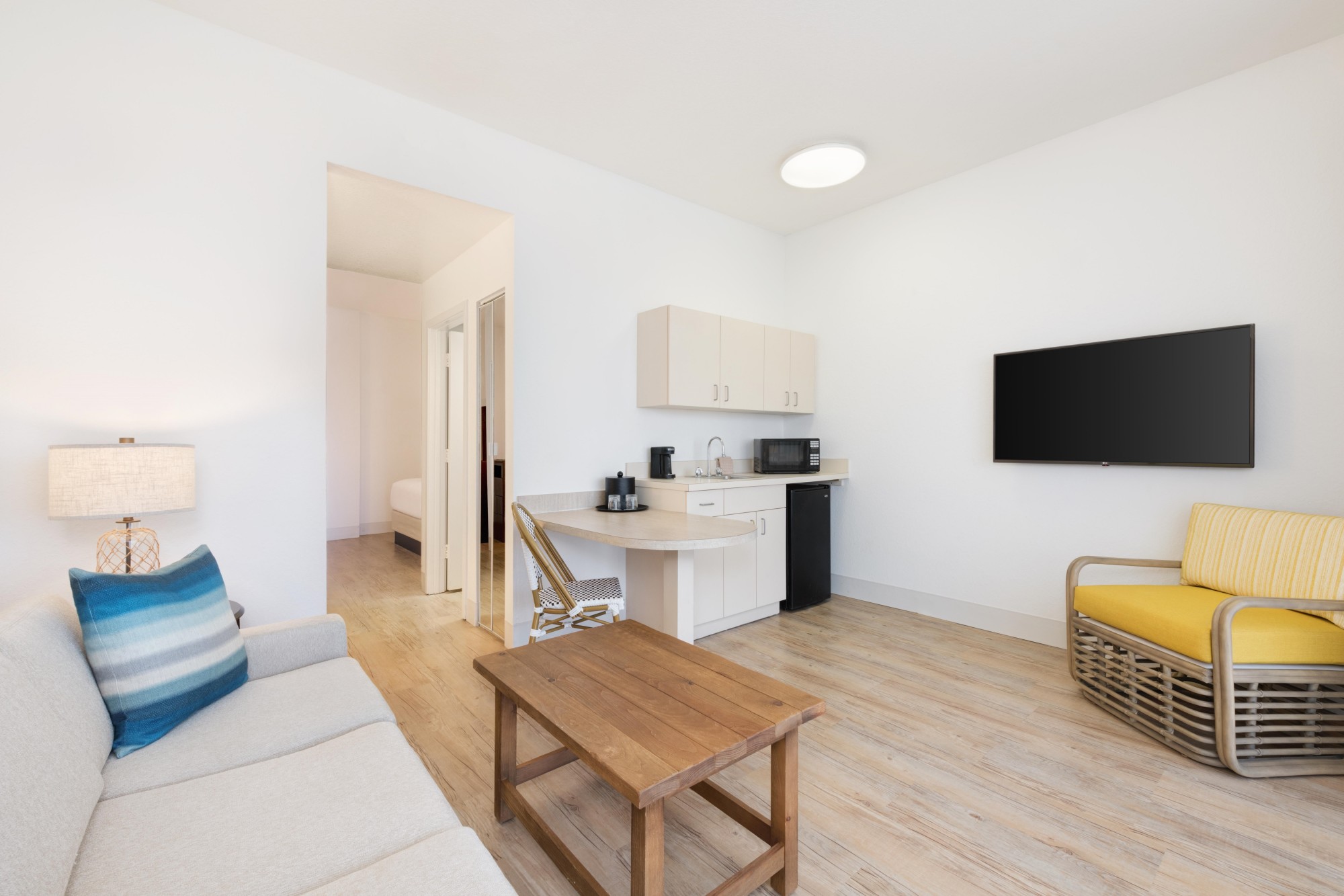 1 Bedroom King Suite