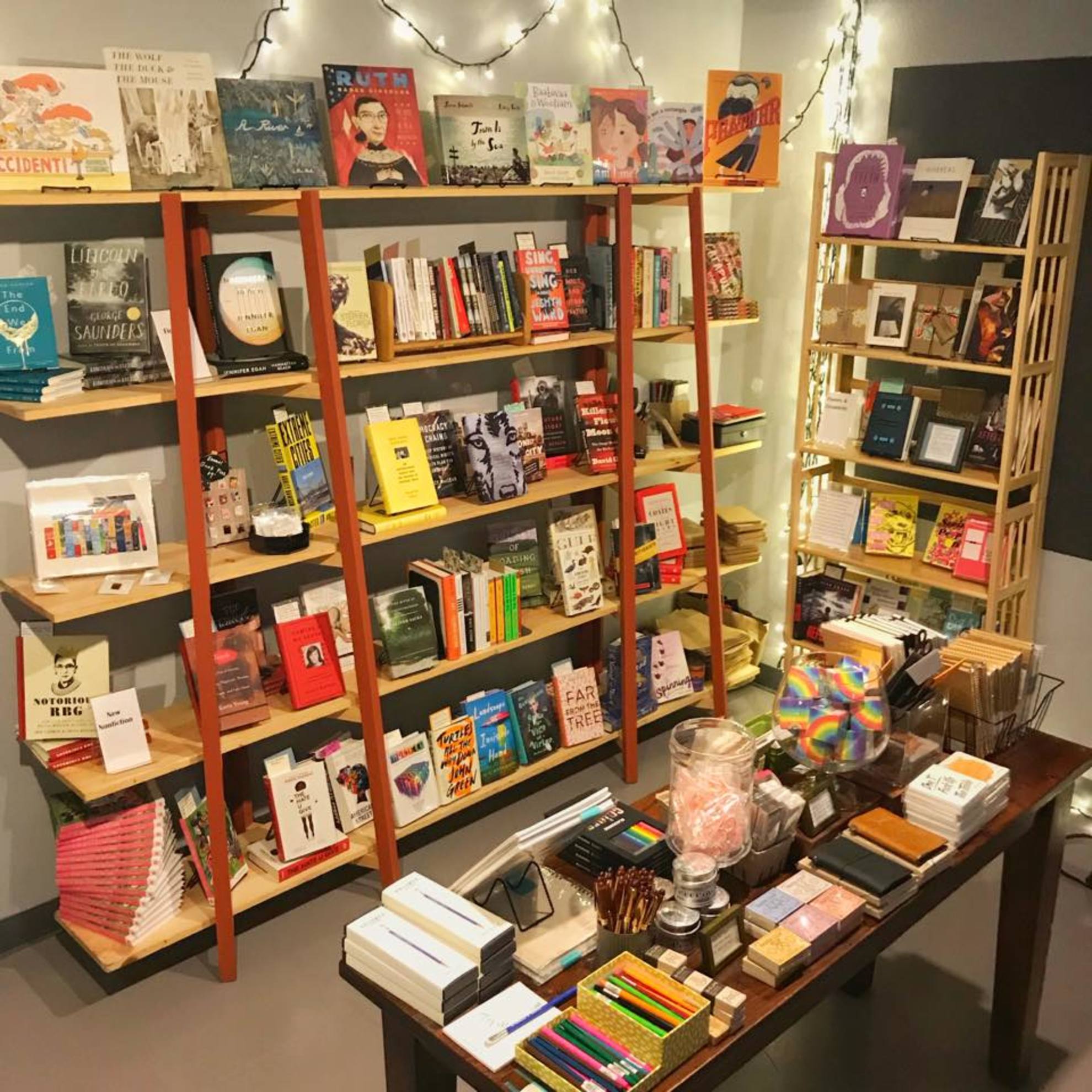 Tombolo Books