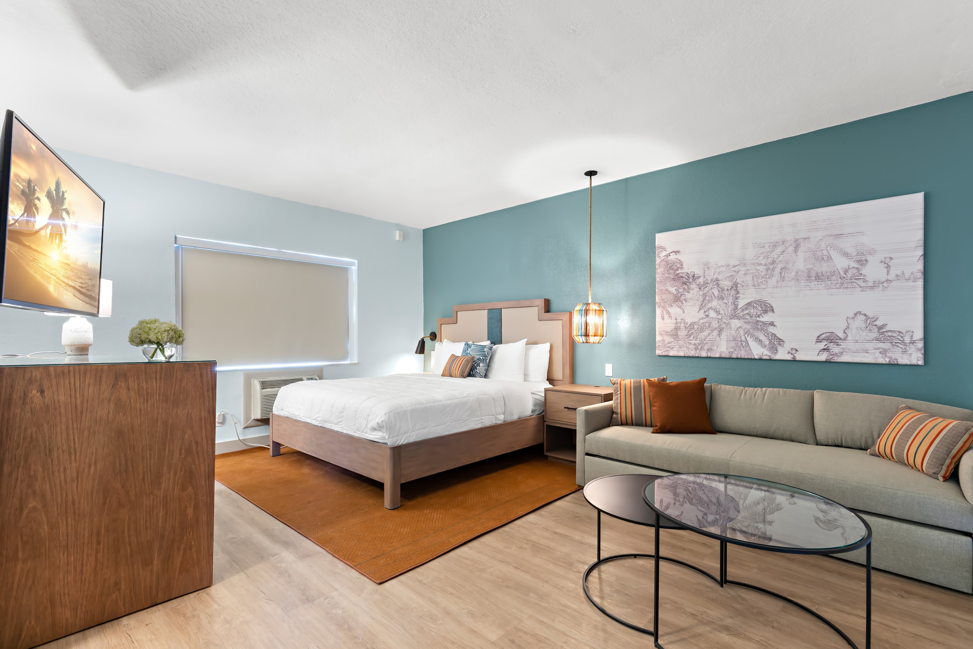 Beachcomber Beach Resort & Hotel