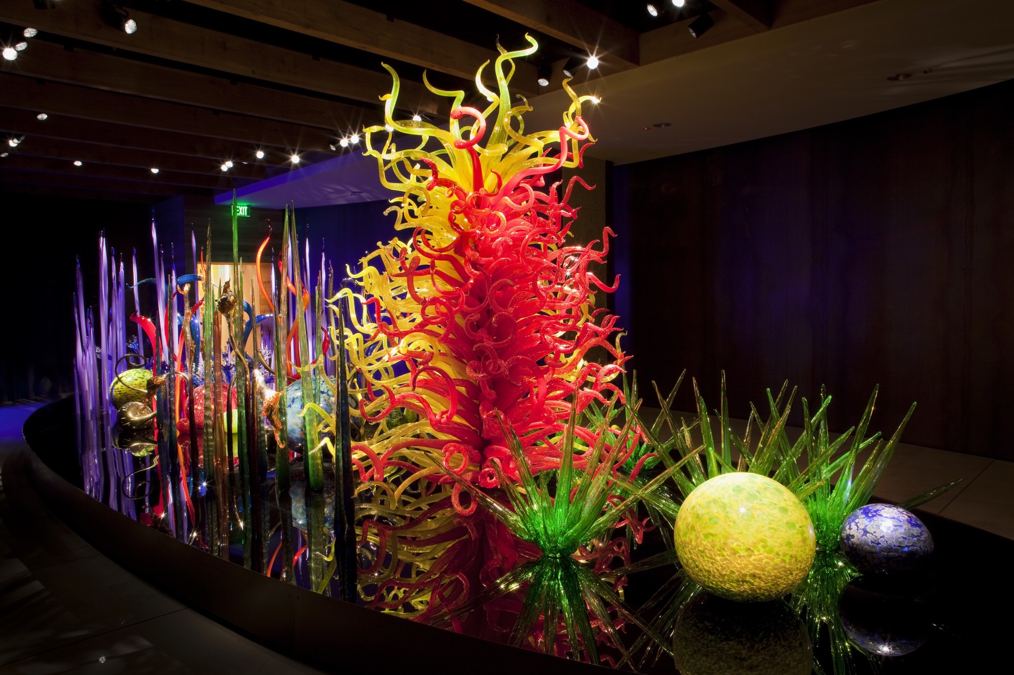 Dale Chihuly, Chihuly Studio Inc.