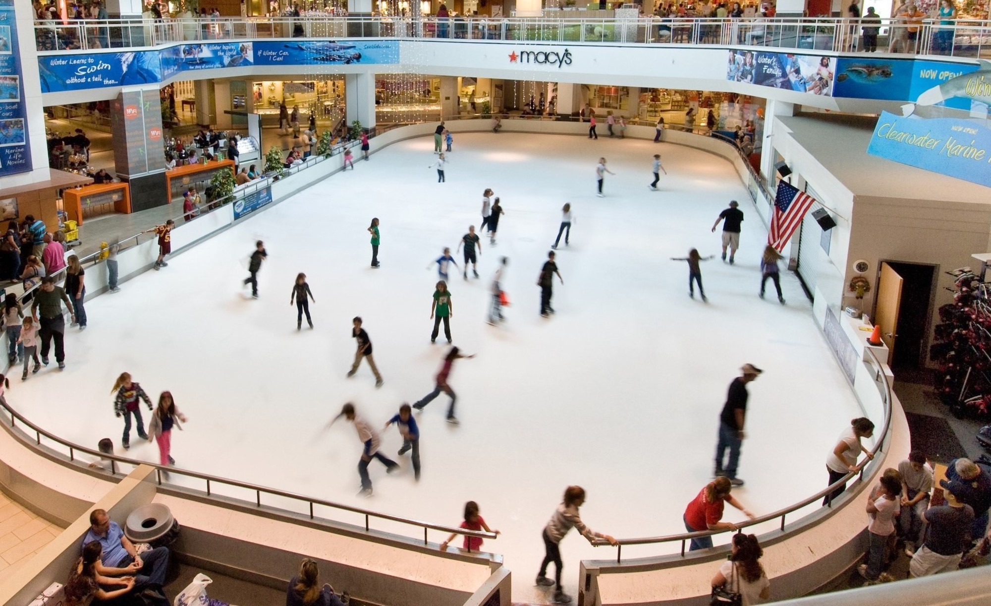 Countryside Mall Ice Rink