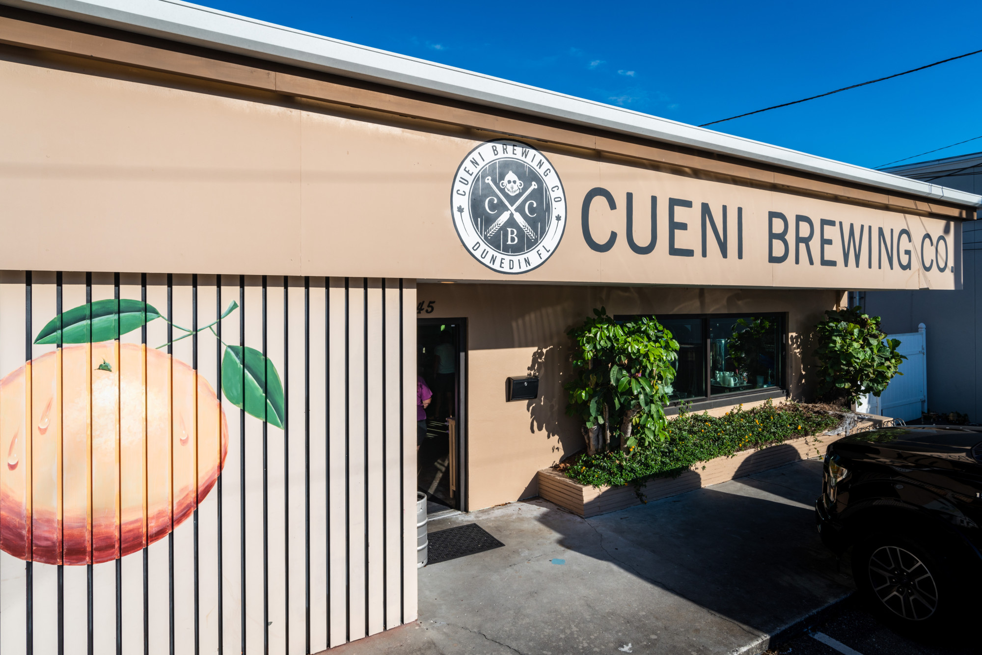 Cueni-front of bldg 1