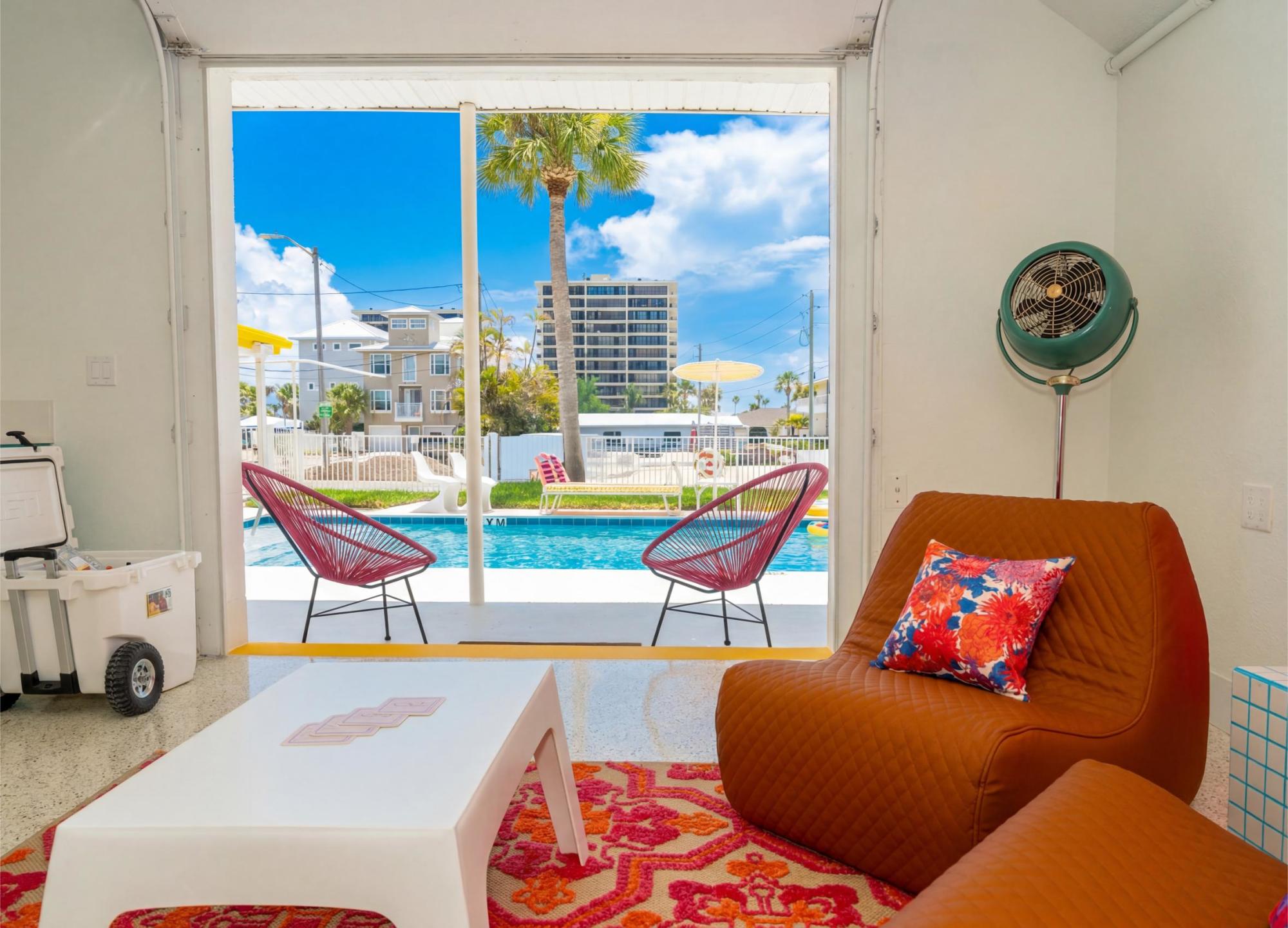 Sunset Inn and Cabanas Pool and Day Rate Cabanas