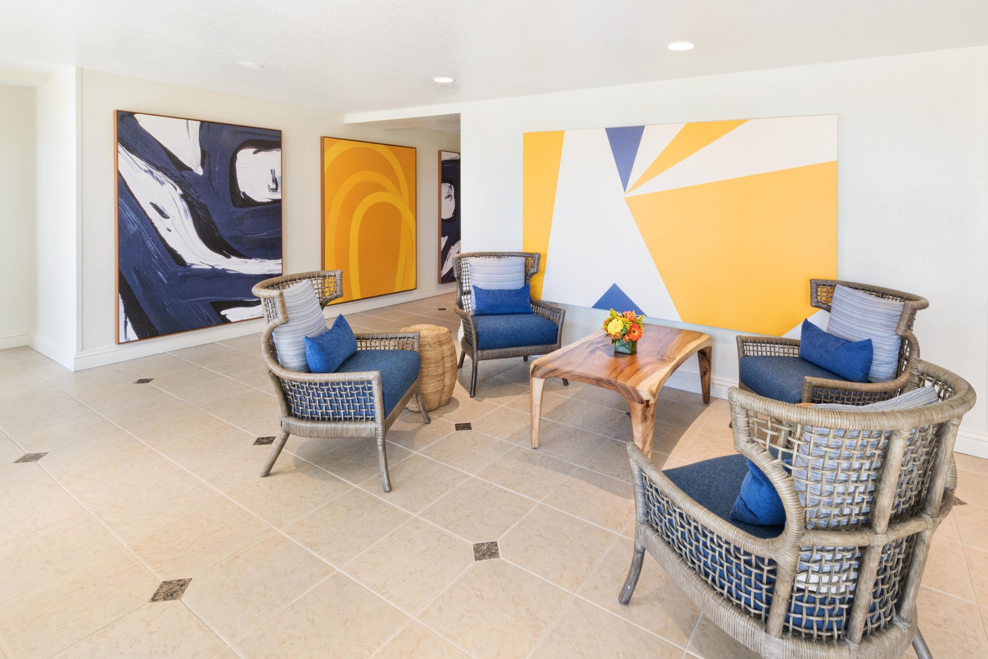 3rd Floor Foyer