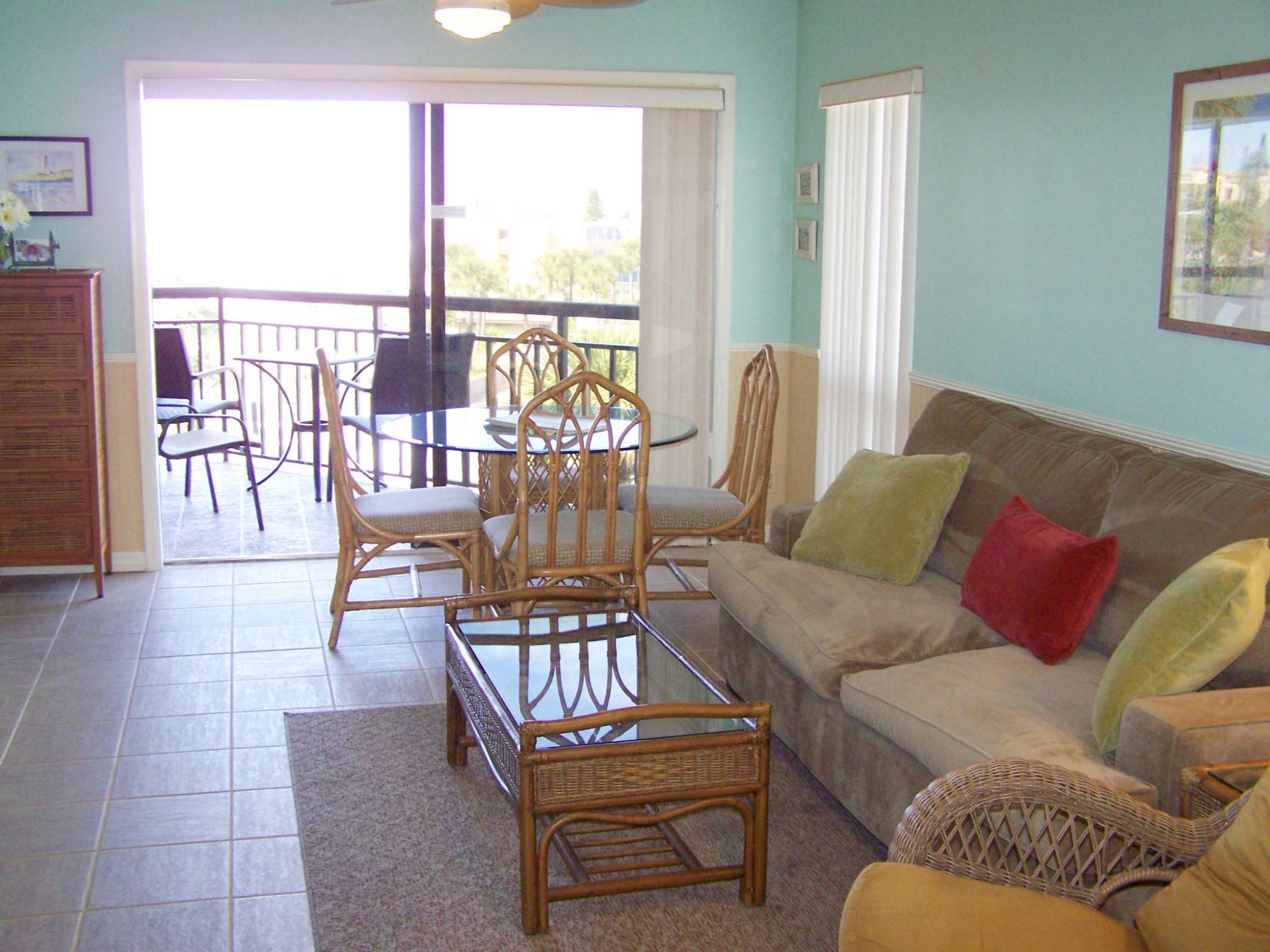 Living Room - Balcony