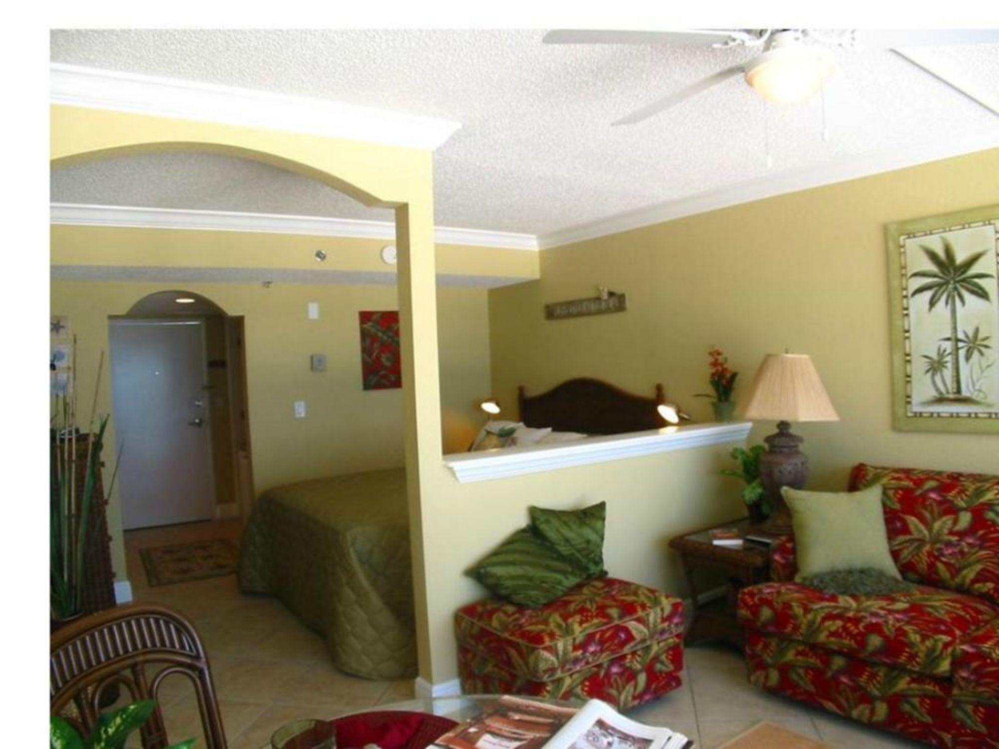 Barefoot Beach Club