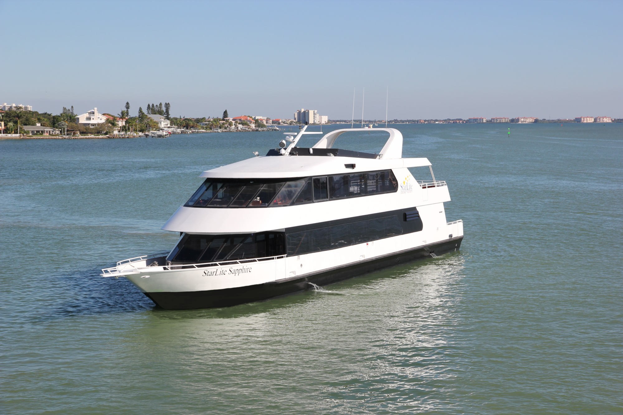 113-foot StarLite Sapphire Dining Yacht