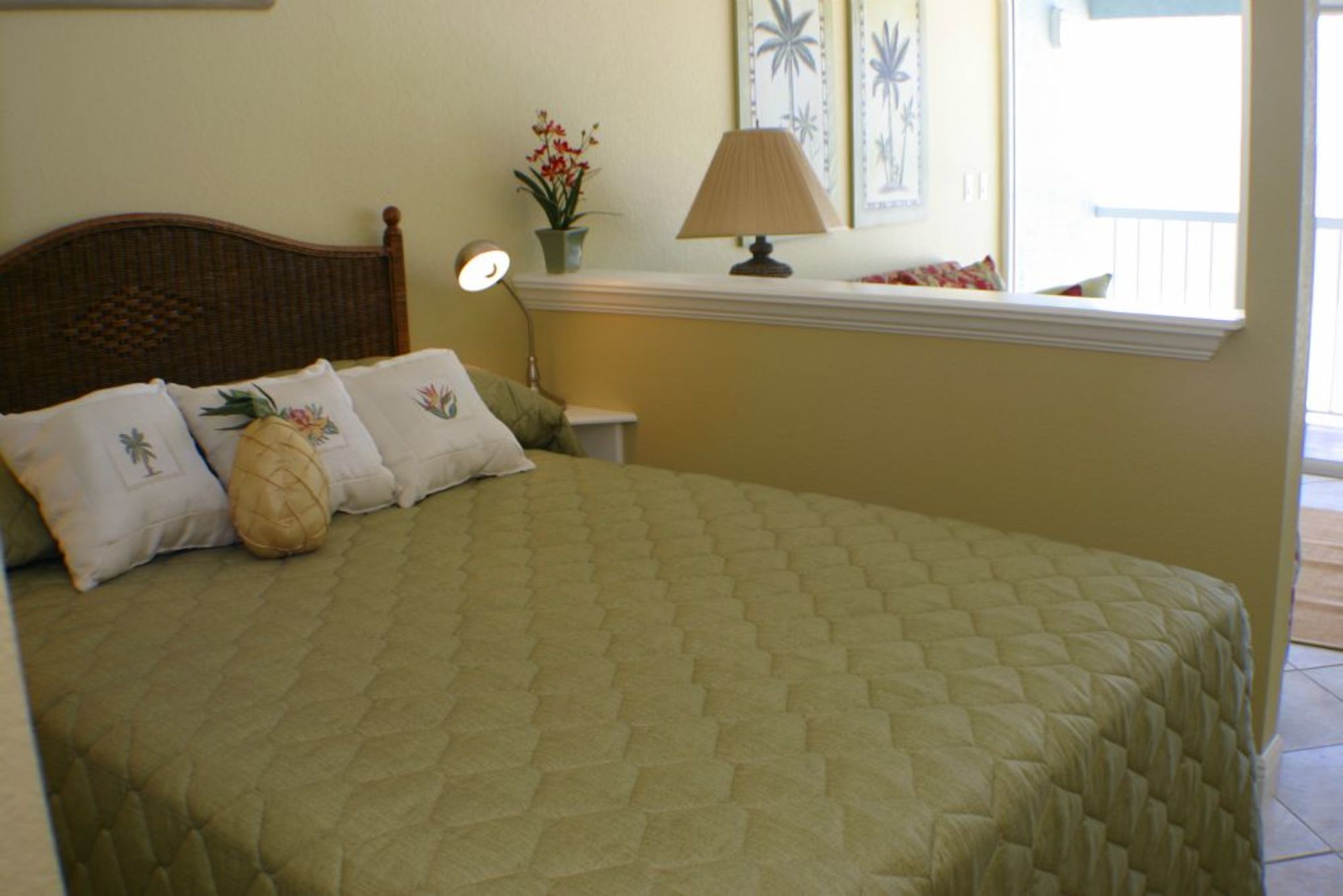 Studio Suite Bed