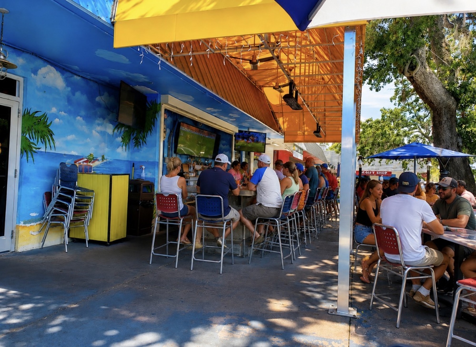 Patio Drinks & Game Day Vibes