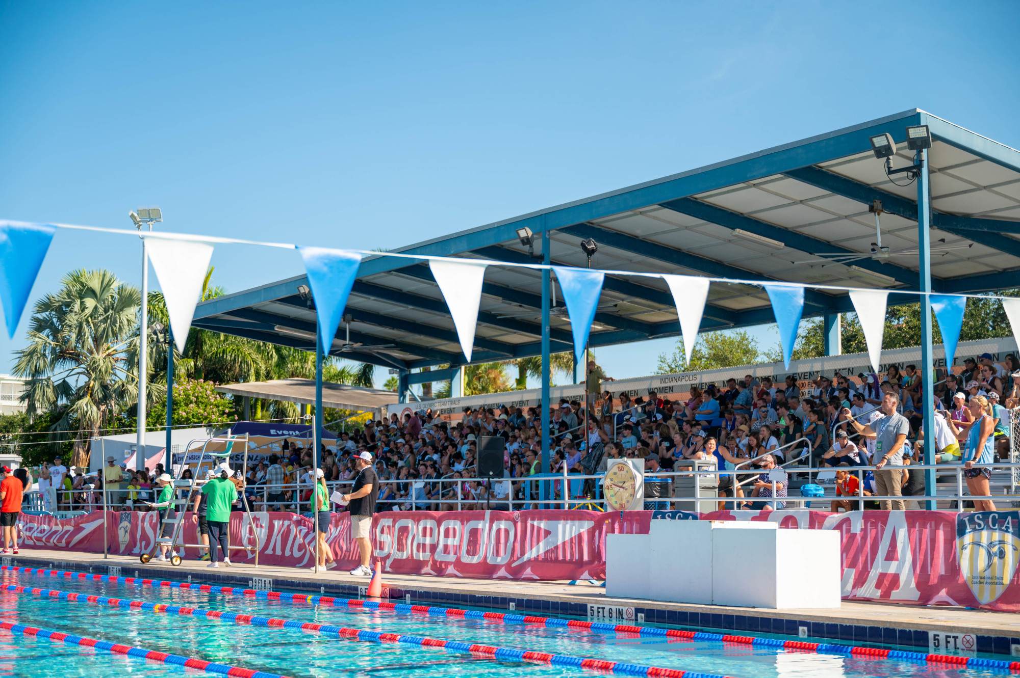North Shore Grandstand