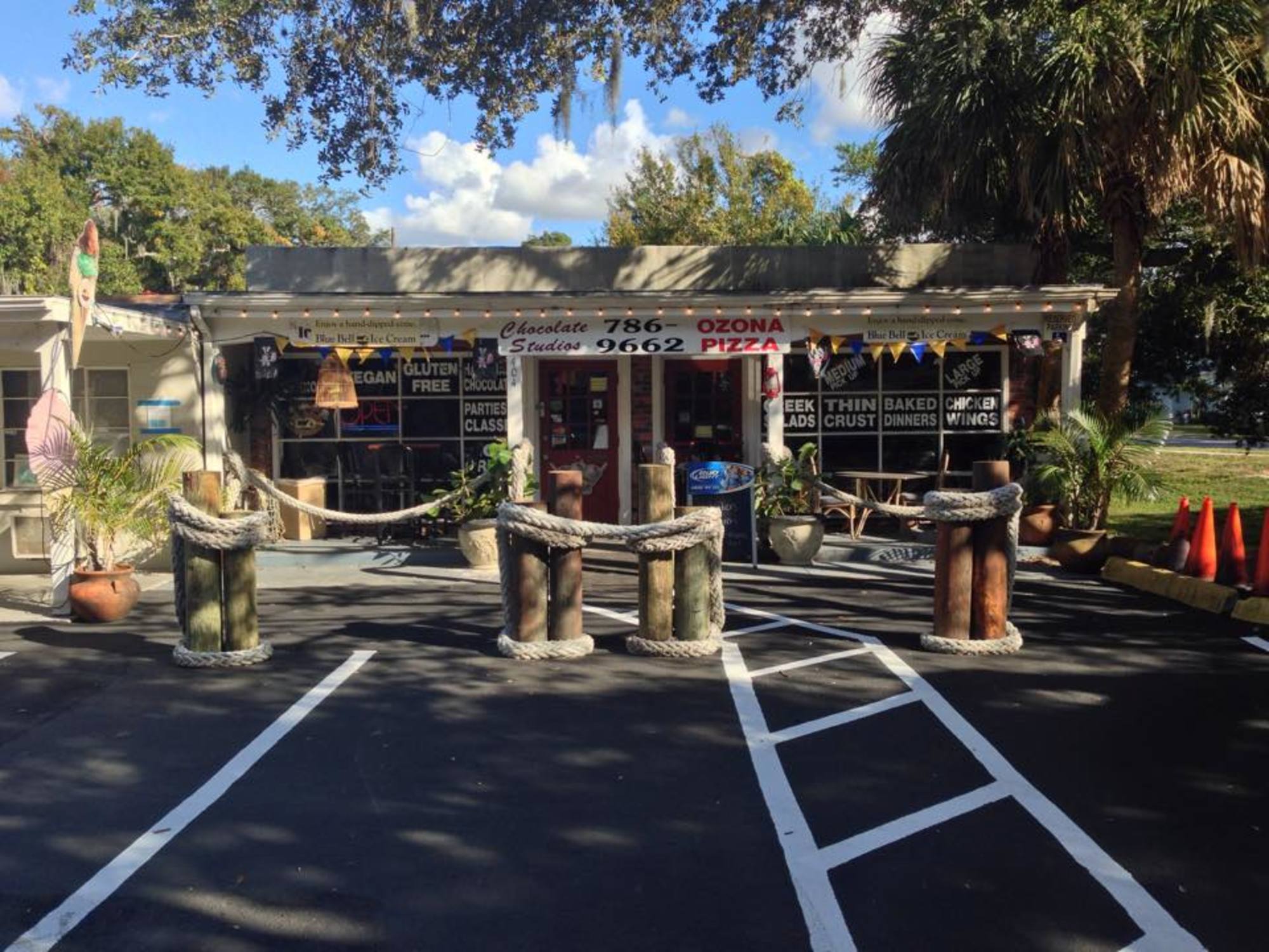 Ozona Pizza