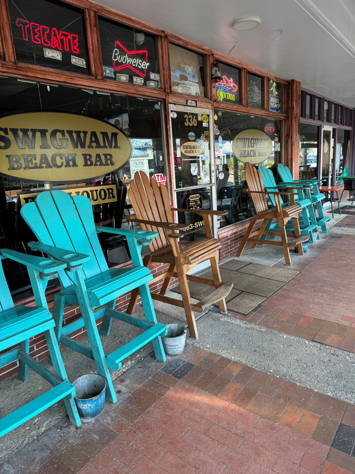 Swigwam Beach Bar