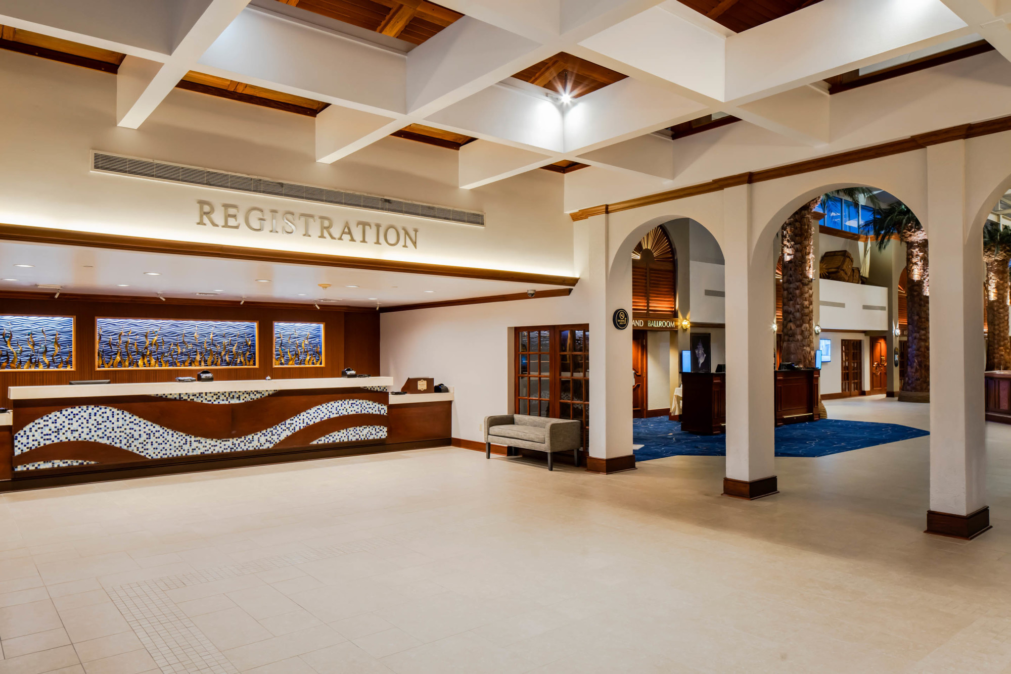 Island Grand Front Desk