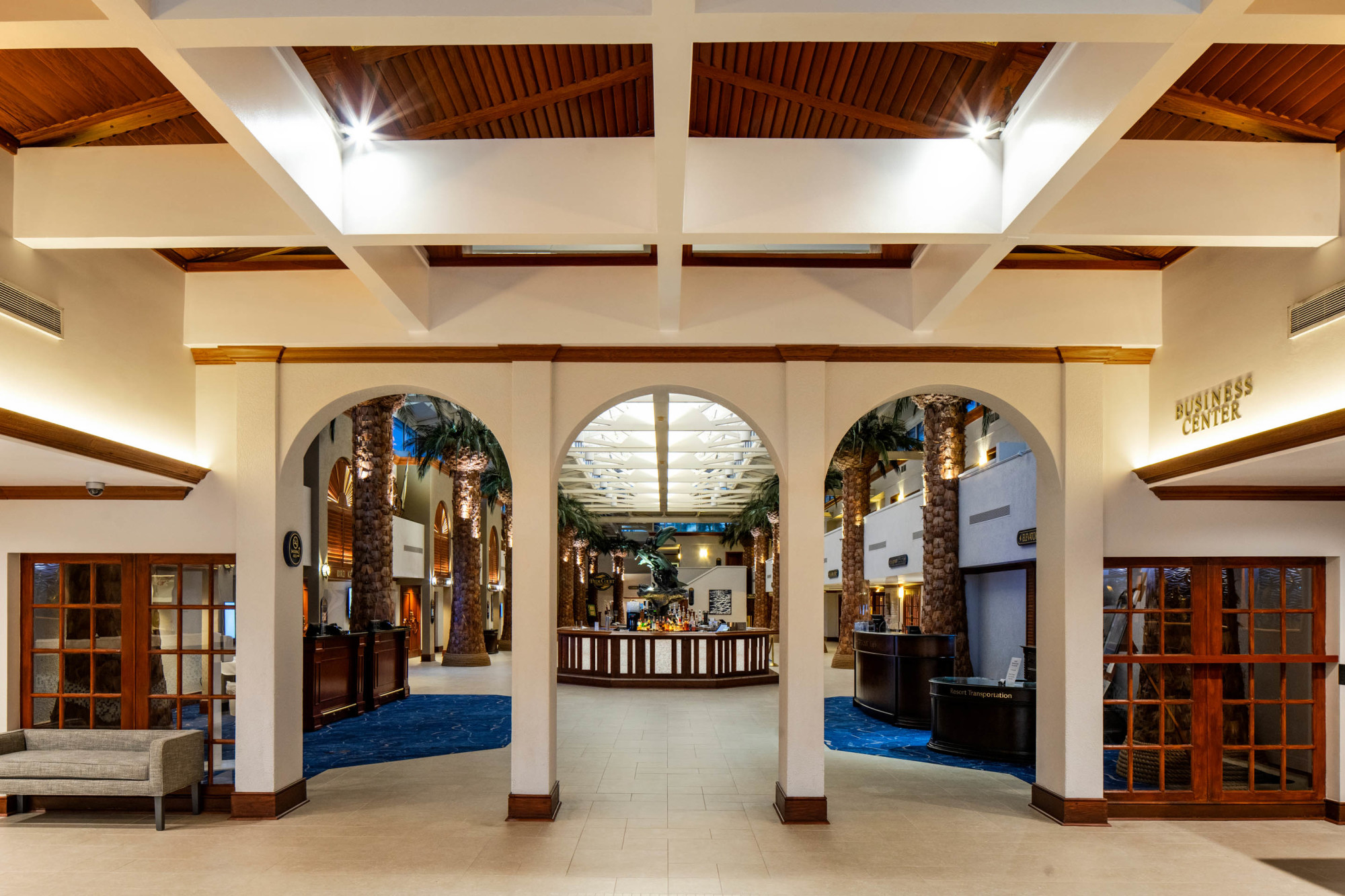 Island Grand Lobby and Grand Palm Colonnade