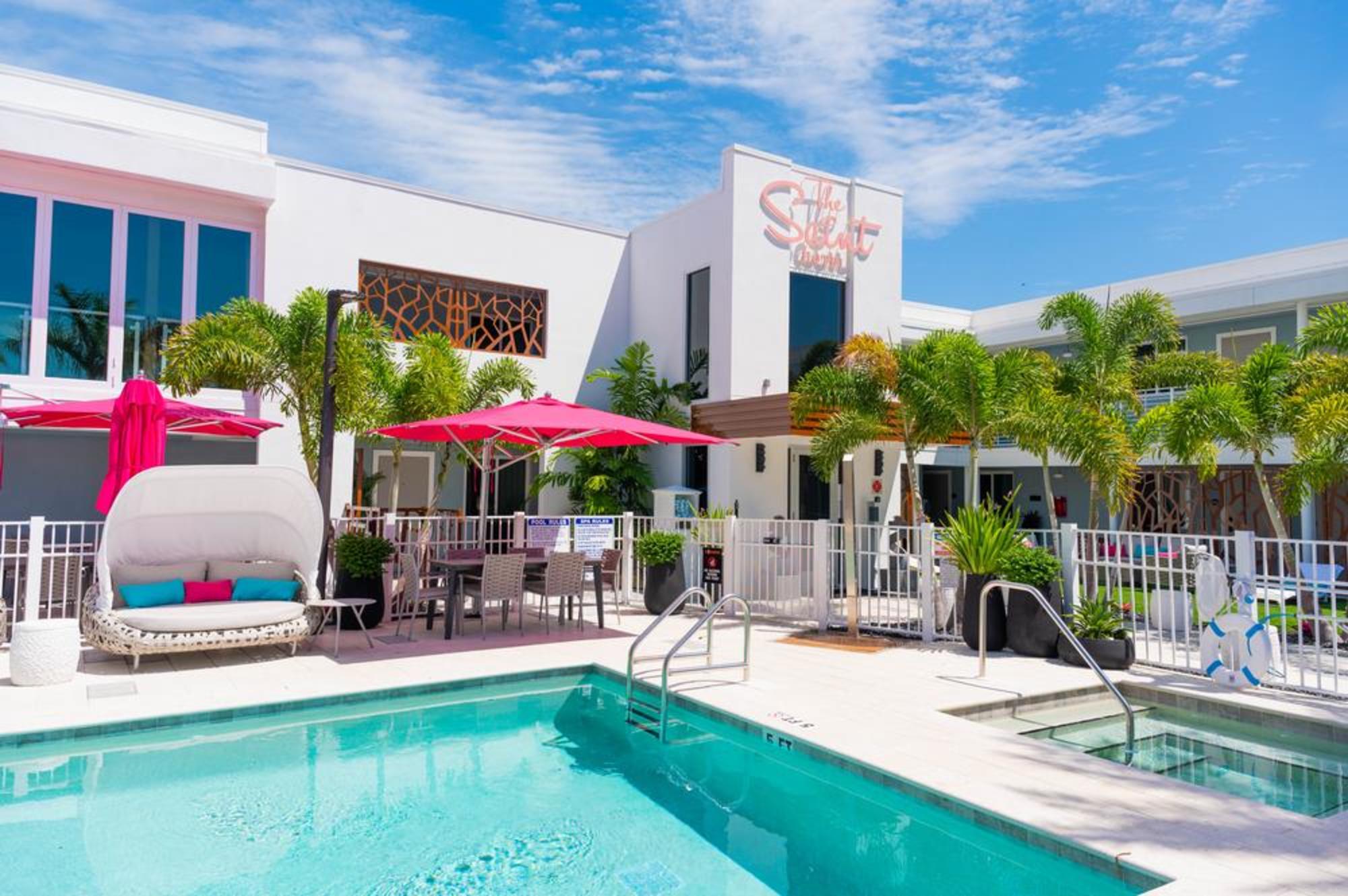The Saint Hotel Exterior