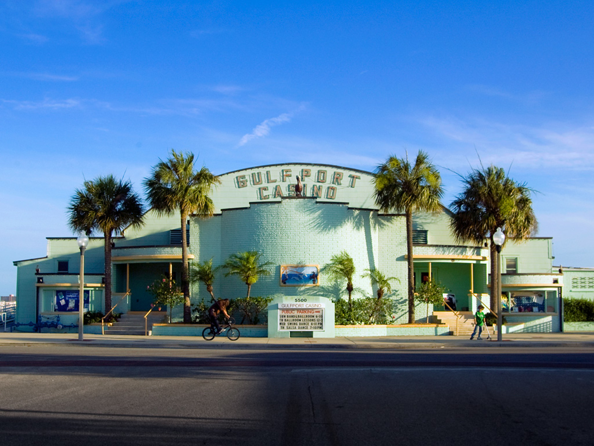 Historic Waterfront Gulfport Casino Ballroom
