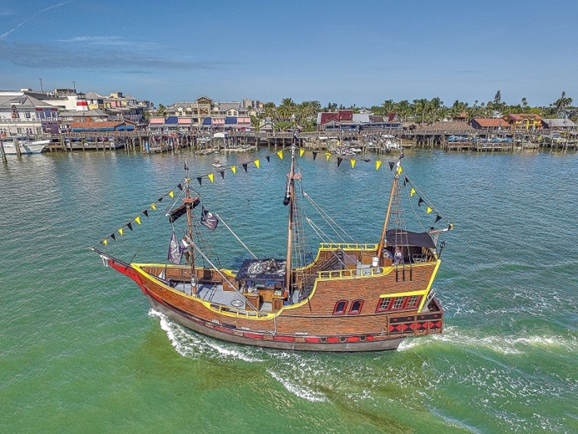 Royal Conquest cruising Boca Ciega Bay