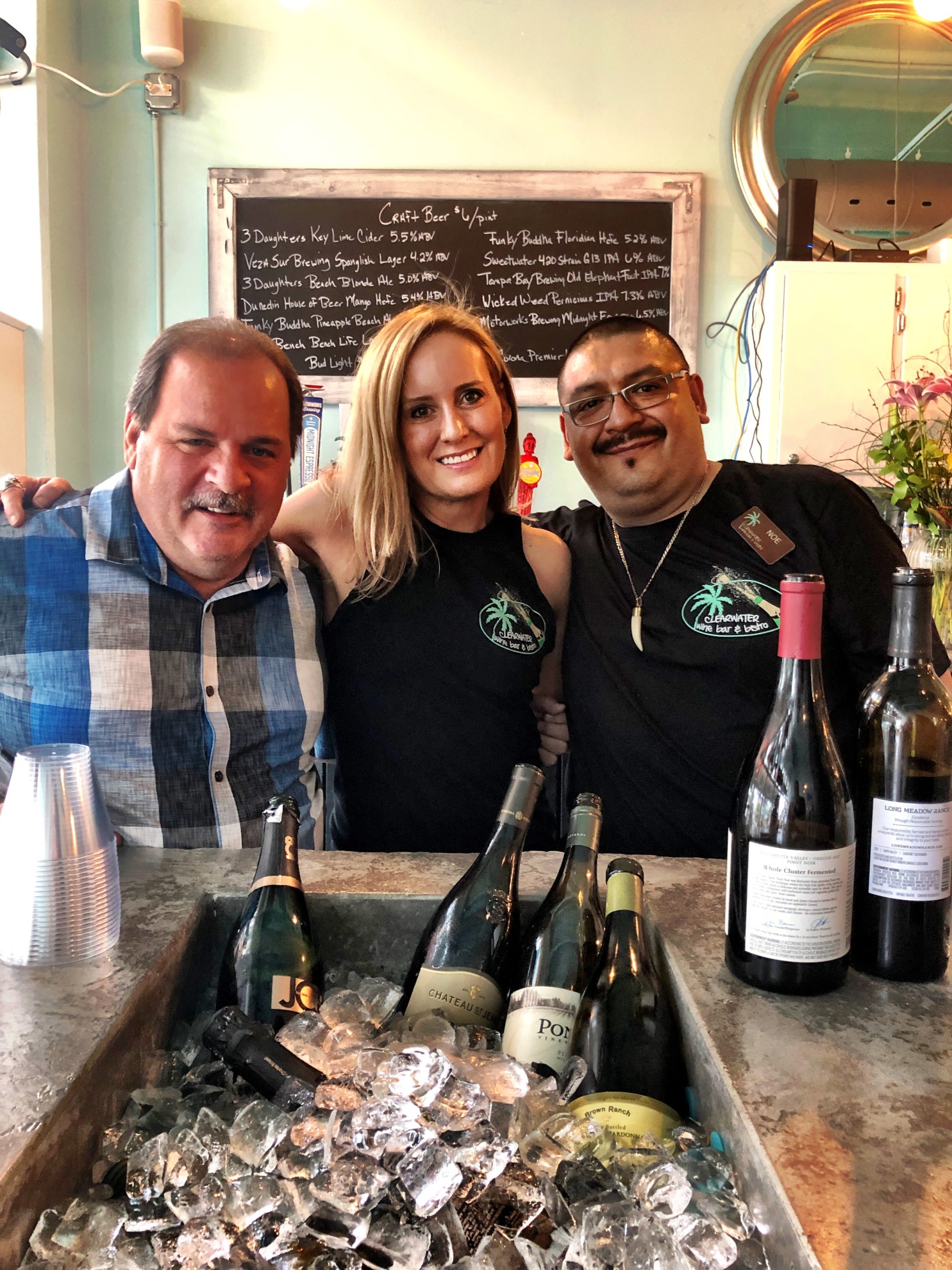 Free Friday Wine Tasting!