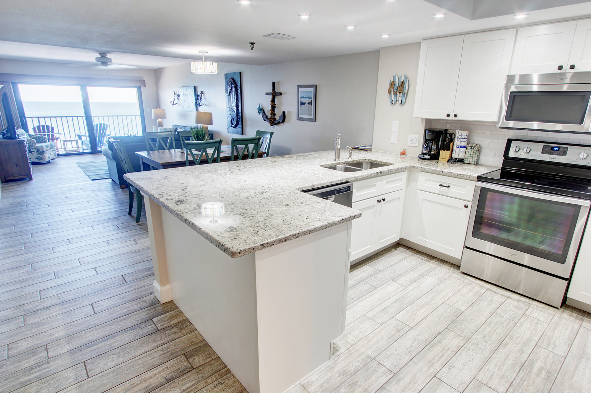 Kitchen in Gulf front vacation condo by TRS-Travel Resort Services