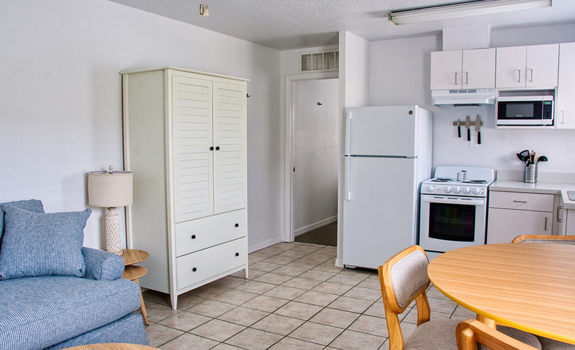 One Bedroom Apartment