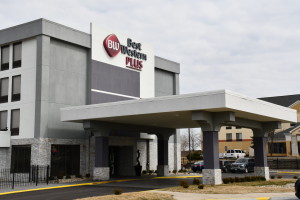 BEST WESTERN PLUS - SOUTH HOLLAND