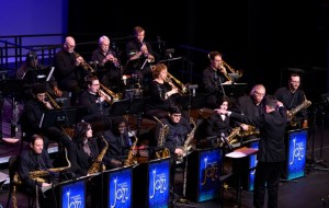 88TH AVENUE SWING: BIG BAND CLASSICS, HOLIDAY HITS AND MORE!