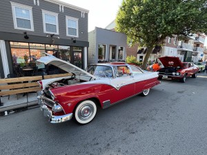 DOWNTOWN TINLEY CRUISE NIGHTS