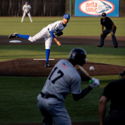 WINDY CITY THUNDERBOLTS BASEBALL