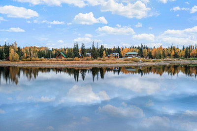 McCulloch Lake Resort