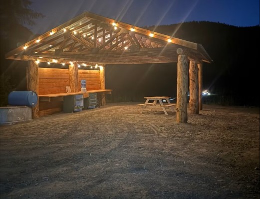 4D Creek Ranch pergola
