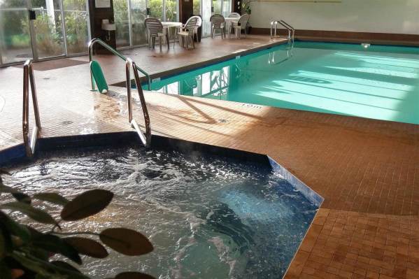 Burnaby Cariboo Hot Tub and Pool