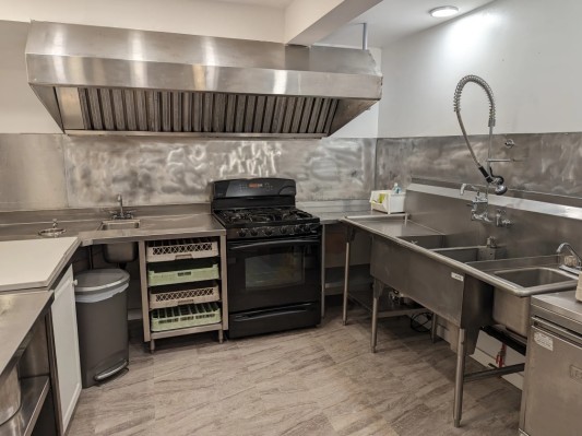 Black-brook-lodge-kitchen
