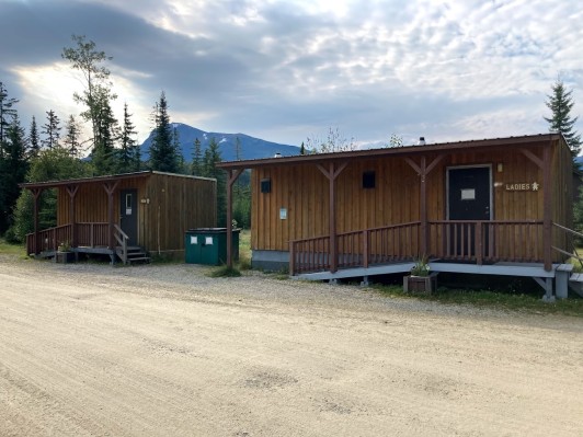 Canoe-River-Campground-Bathrooms