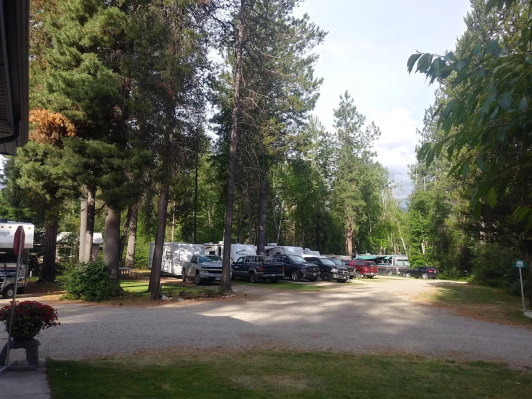 Castlegar Golf Club & RV Park Sites