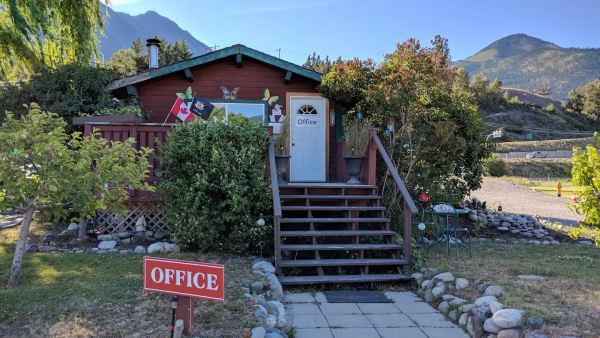 Cayoosh Creek Campground Office