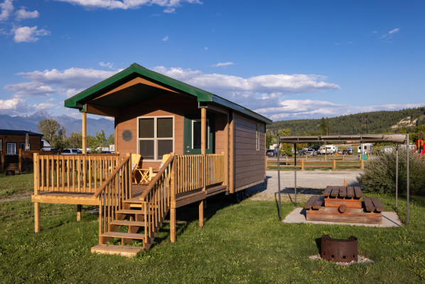 Cranbrook KOA Cabin with Deck