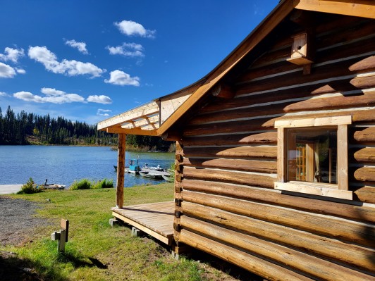 Fawn-lake-resort-2025-cabin-on-the-lake