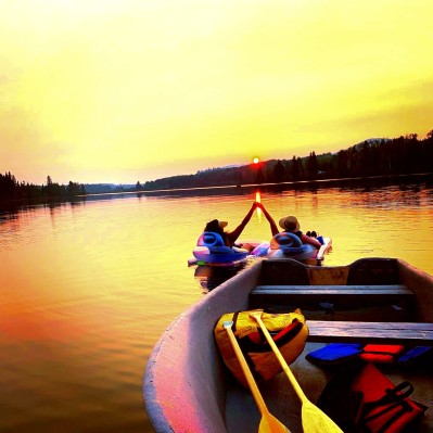 lucky-strike-floating-wilson-lake