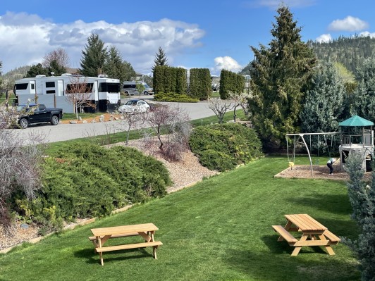 Apple-Valley-Orchard-Picnic-Area