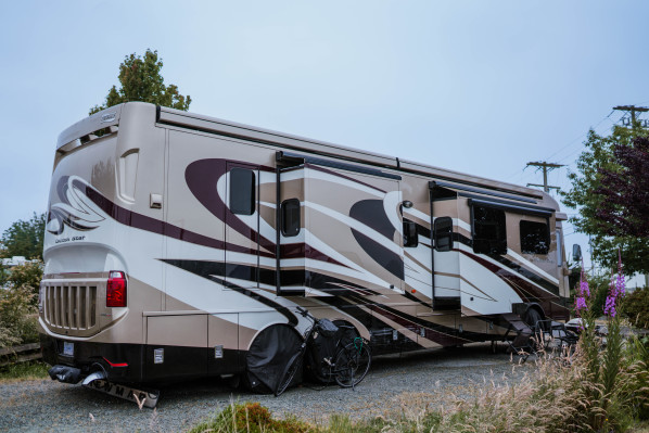 Oceanside | A Parkbridge Camping & RV Resort Big Rigs