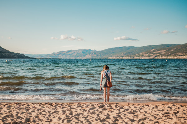 Gallagher Lake | A Parkbridge Camping & RV Resort Lake Walk