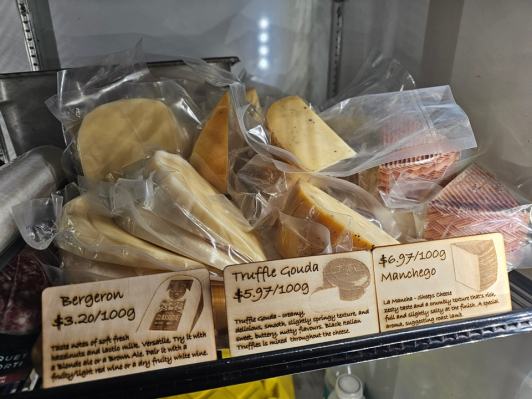 Telegraph-harbour-marina-cheeses